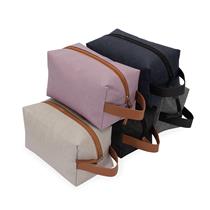 Necessaire Nylon C/ Alça de Couro